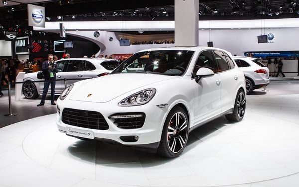 Porsche Cayenne Turbo S   