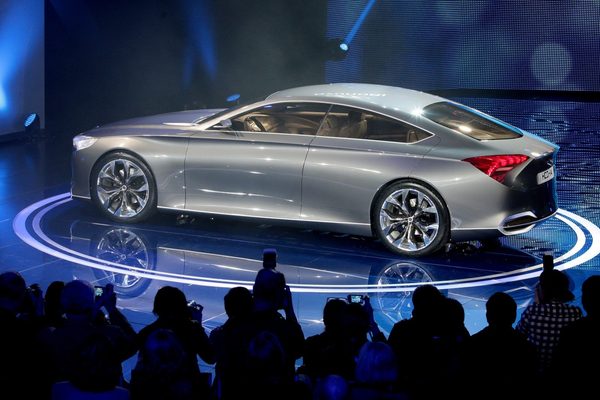 Hyundai HCD-14 Genesis   